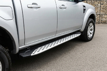 Ford Ranger 2007-2011 Estribos Laterales Shining V1 (2 uds., Aluminio) foto 1