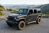 Jeep Wrangler 2018- Estribos Laterales Shining V1 (2 uds., Aluminio) foto 1