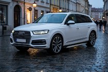 Audi Q7 2015–2026 Estribos Laterales Shining V1 (2 uds., Aluminio) foto 1