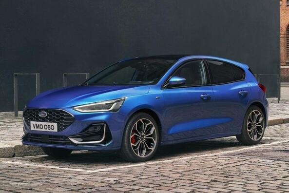 Revisión del Ford Focus hatchback actualizado de cuarta generación.