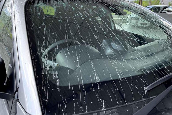 Antilluvia para el coche: qué es y cómo utilizarlo