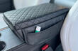 Cómo elegir una capa para el reposabrazos de un coche. foto 2