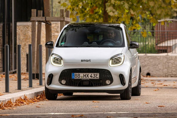 Revisión del hatchback eléctrico Smart EQ forfour actualizado