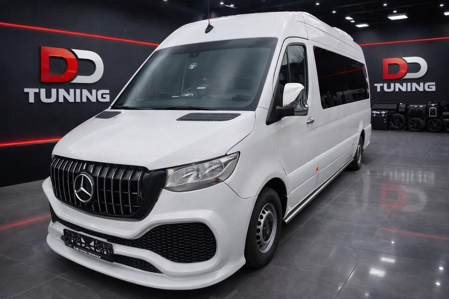 Mercedes Sprinter W907/W910 2018- Paragolpes delantero con rejilla (polipropileno, para pintar) Image