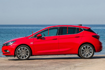 Opel Astra K 2016-2021 Molduras de ventanas (HB) (8 uds, acero inoxidable) foto 1
