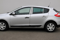 Renault Megane III 2009-2016 Cubiertas de pilares de puerta en acero inoxidable foto 1