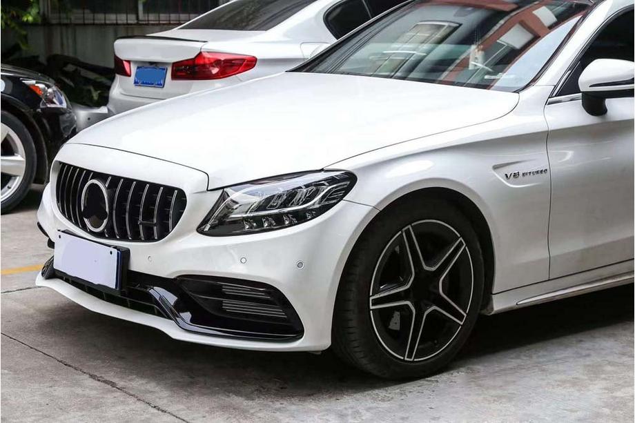 Mercedes C-class W205 2014-2021 Kit de carrocería con difusor (diseño AMG C63 2018-2021) Image