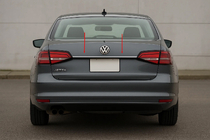 Volkswagen Jetta 2011-2018 Moldura sobre la matrícula (Carmos acero inoxidable) foto 1