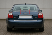 Audi A4 B6 2000-2004 Moldura sobre matrícula (Carmos acero inoxidable) V-2 foto 1