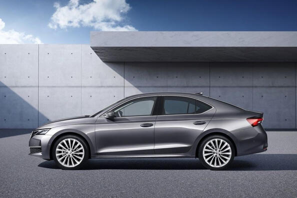 Skoda Octavia 2024: liftback actualizado de cuarta generación Foto 4