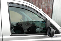 Mercedes Vito W639 2004-2014 Deflectores de viento insertables Niken Luxury (2 uds) foto 2