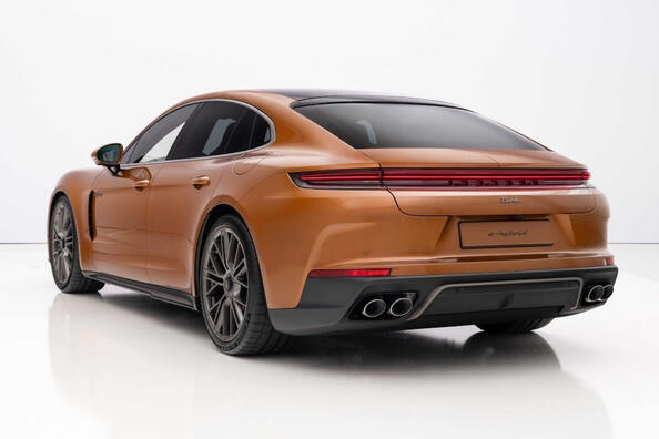 Porsche Panamera Turbo de tercera generación: lujo y potencia en un solo coche Foto 4