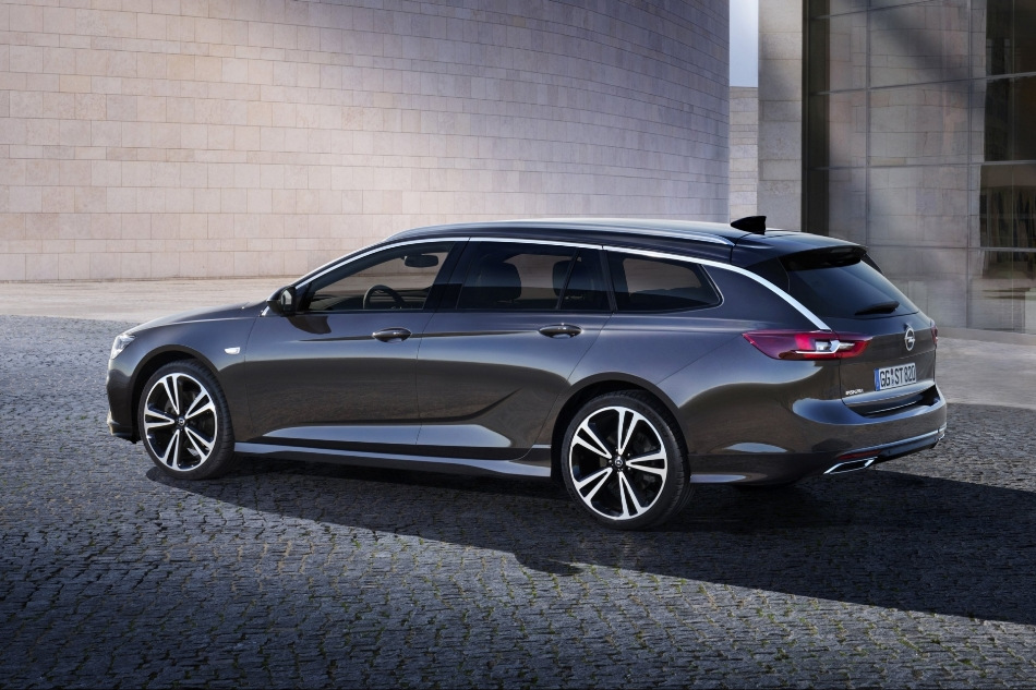 Opel Insignia Sports Tourer: revisión y características de la camioneta actualizada