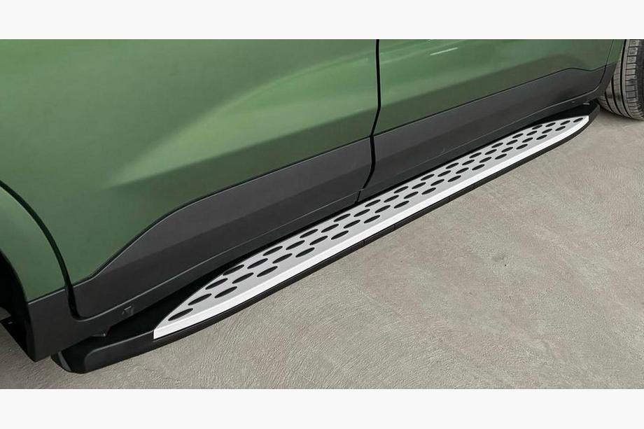 Ford Courier 2023- Estribos Laterales Shining V1 (2 uds., Aluminio) Foto 2