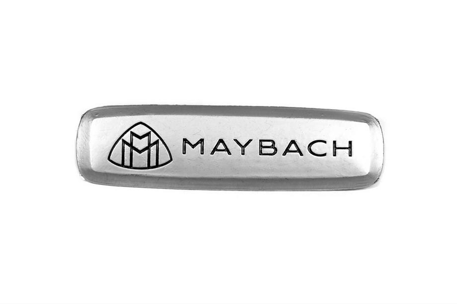 Mercedes-Benz Maybach Insignia de aluminio para alfombrillas (1ud) Foto 1