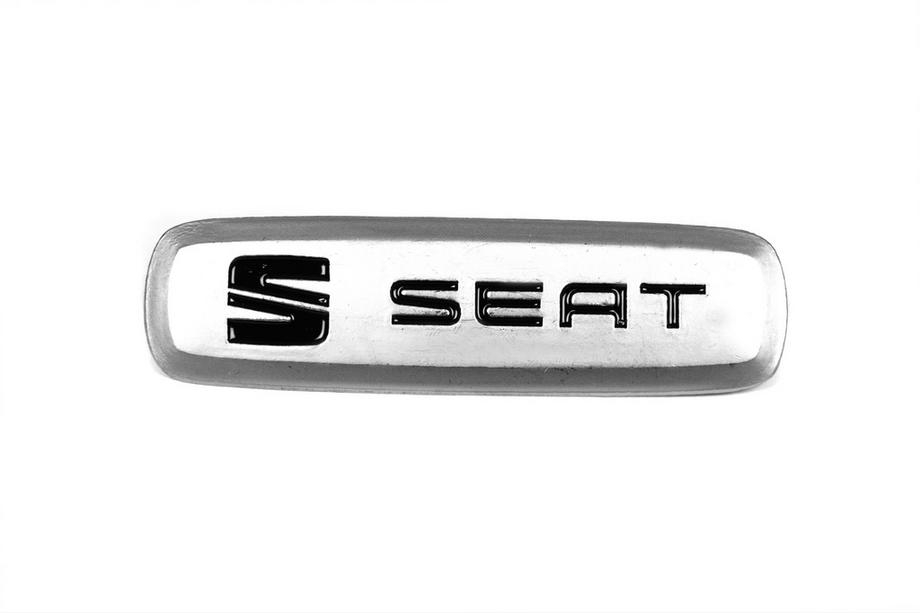 Seat Emblema de aluminio para alfombrillas (1 ud) Image