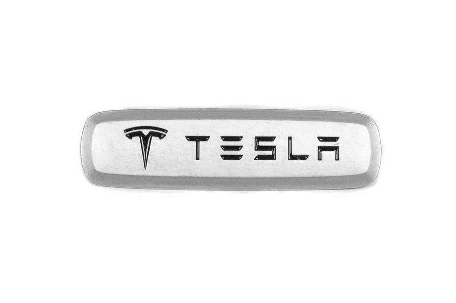 Tesla Emblema de aluminio para alfombrillas (1 ud) Image