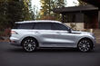 Lincoln Aviator: SUV americano de lujo foto 3