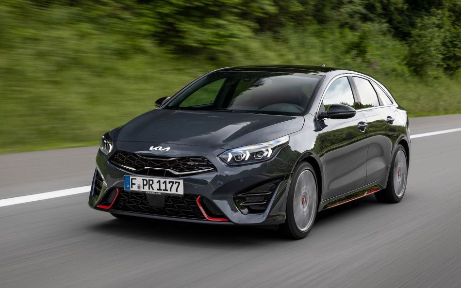 Revisión de la camioneta «cargada» actualizada KIA ProCeed GT