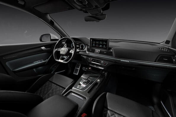 Revisión del Audi SQ5 Sportback: un crossover elegante con carácter poderoso Foto 5
