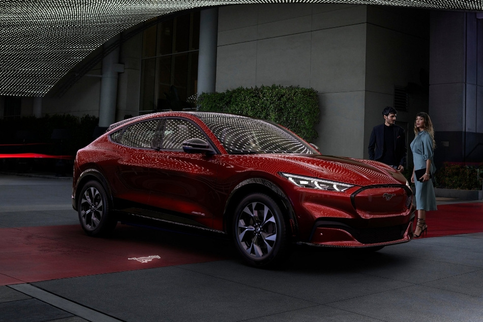Ford Mustang Mach-E: una revisión del crossover eléctrico de alto rendimiento