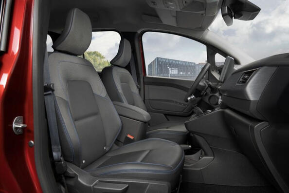 Nissan Townstar Combi: revisión de una minivan práctica Foto 6