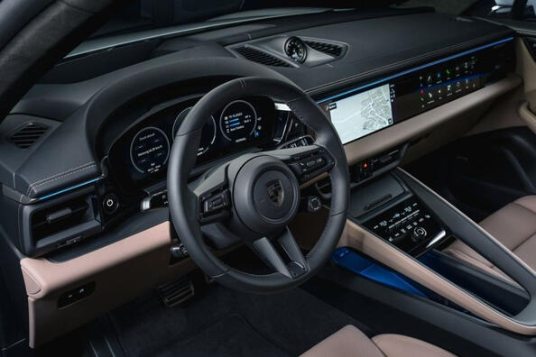 Revisión de la segunda generación del crossover Porsche Macan Electric 2024 Foto 6