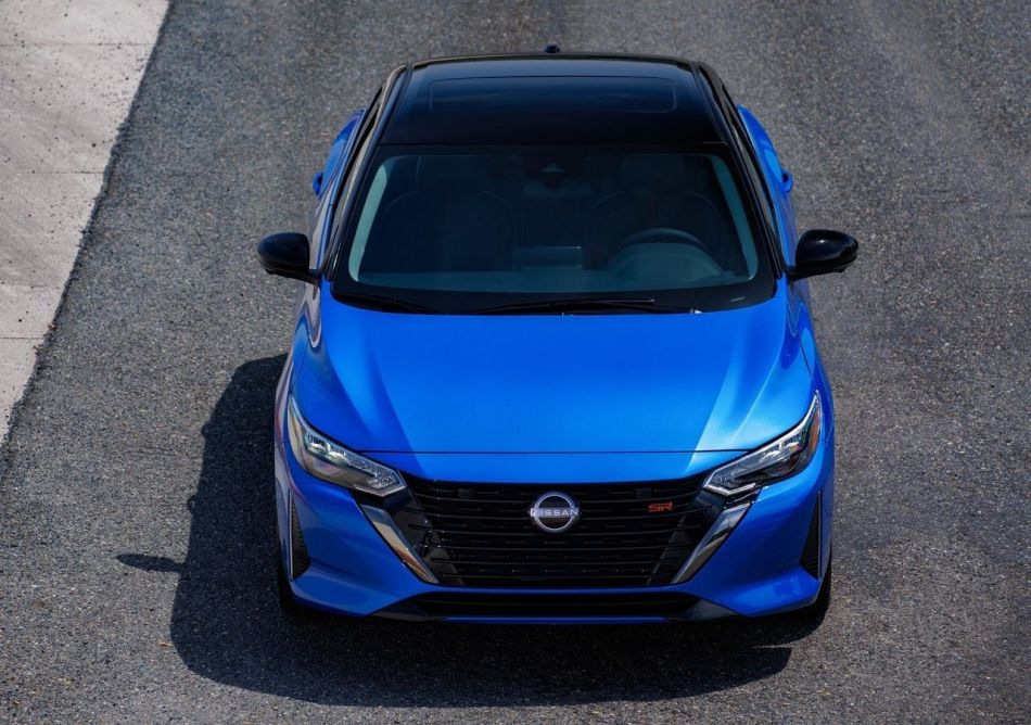 Nissan Sentra 2023: un sedán de gama media con un aspecto actualizado