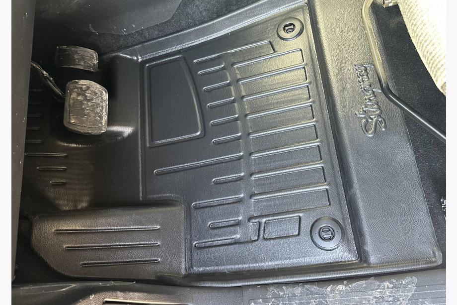 Toyota Proace City 2016- Alfombrillas de goma Stingray 3D (sin reposabrazos) (4 uds) Foto 1