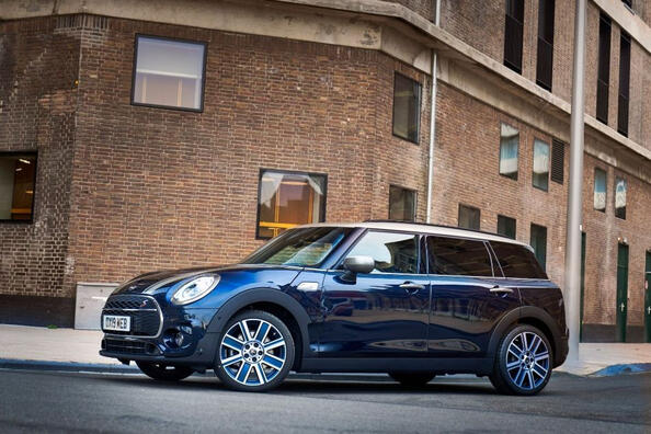 Revisión del MINI Clubman actualizado: más estilo y comodidad