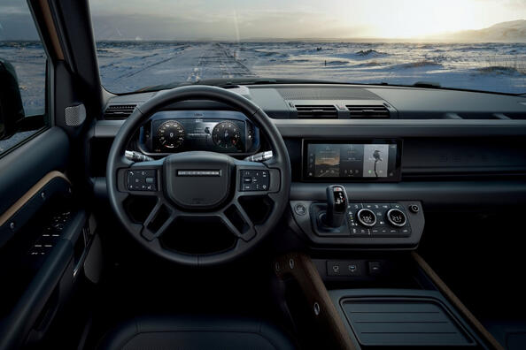 Land Rover Defender 90: una revisión del SUV de tres puertas Foto 6