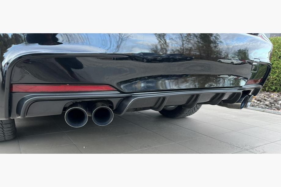 BMW 3 Series F30/F31 2012-2019 Difusor Trasero DPT V-3 (para M Performance, Negro Brillante) Image