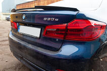 BMW Serie 5 G30/G31 2017–2023 Alerón M4-Style (Negro Brillante) foto 2