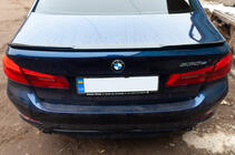 BMW Serie 5 G30/G31 2017–2023 Alerón M4-Style (Negro Brillante) foto 12