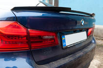 BMW Serie 5 G30/G31 2017–2023 Alerón M4-Style (Negro Brillante) foto 1
