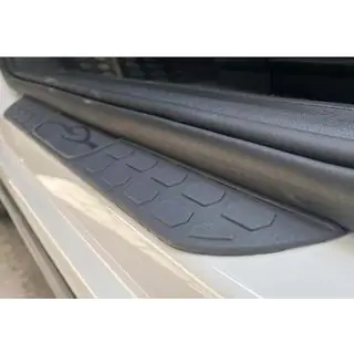 Protectores universales de umbral DPT (ABS) (4 uds) (negro mate) foto 1