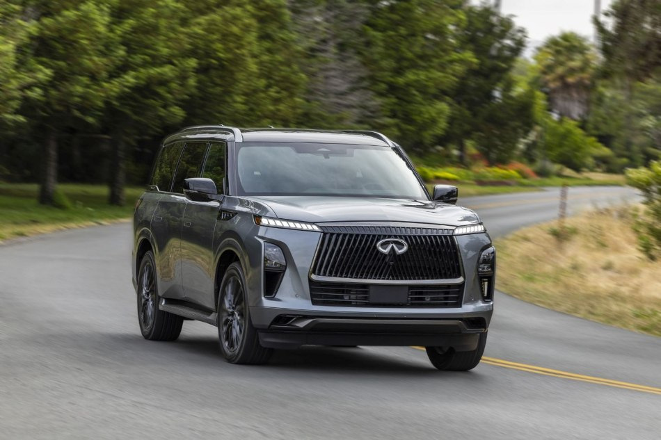 Revisión de la nueva generación Infiniti QX80 2024