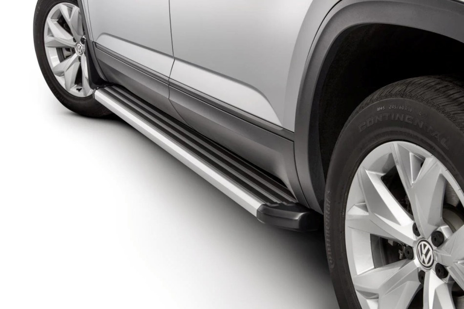 Cómo pulir piezas exteriores de aluminio de un coche