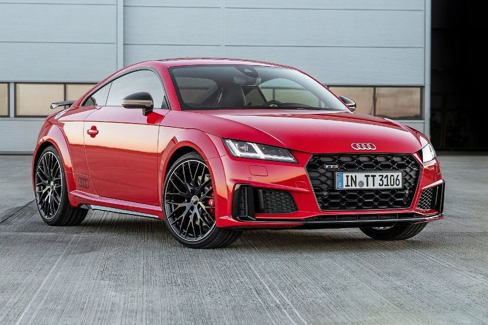 Audi TTS Coupé: carácter deportivo en un elegante coupé