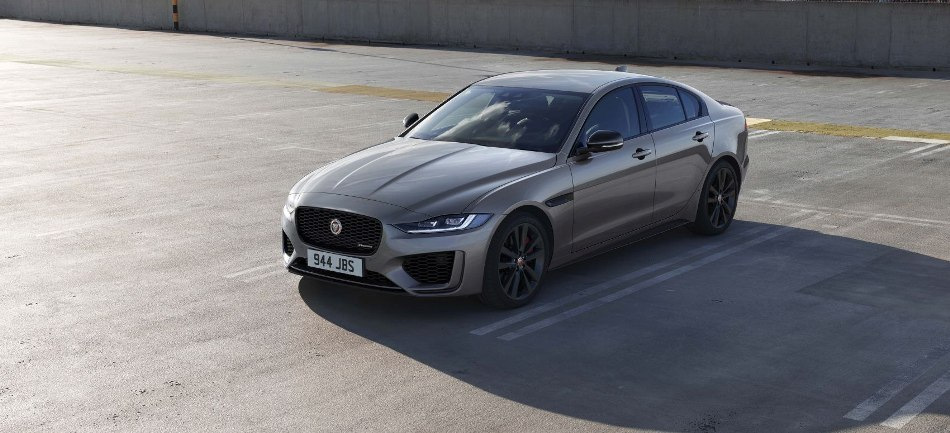 Revisión del sedán premium británico Jaguar XE