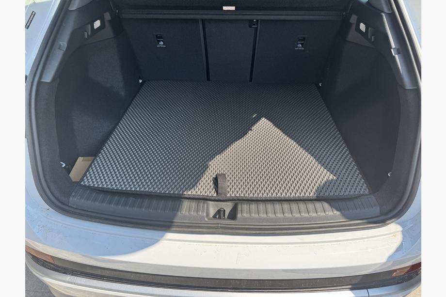 Audi Q4 e-Tron 2021- Alfombrilla de maletero EVA (Negro) Image