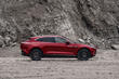 Revisión del crossover deportivo británico Aston Martin DBX foto 2