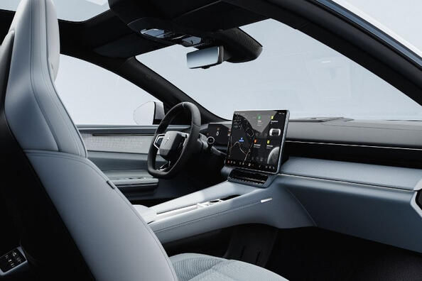 Revisión de Polestar 4: un crossover eléctrico con un diseño único Foto 5