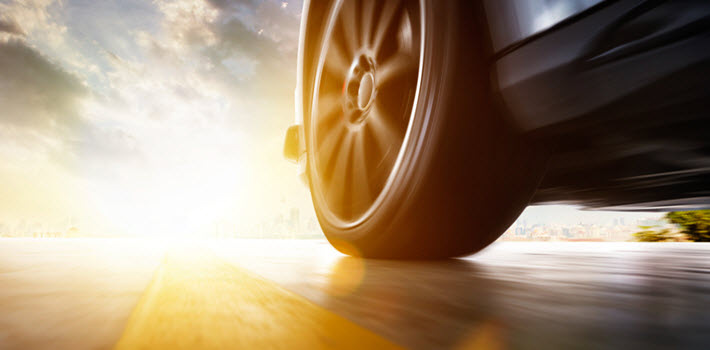 ¿Por qué los neumáticos de los coches se desgastan rápidamente?