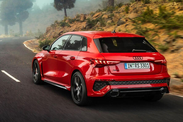 Revisión del Audi RS 3 Sportback: un hatchback potente y deportivo Foto 4