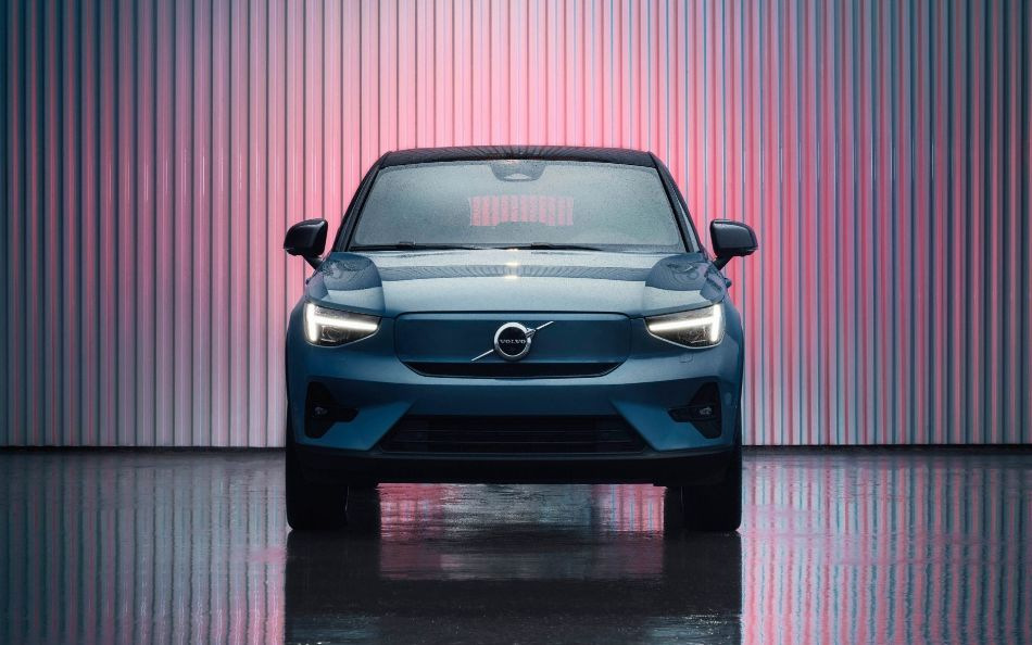 Crossover eléctrico Volvo C40 de 408 caballos de fuerza