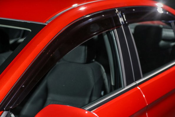 Parabrisas en ventanillas de automóviles: pros y contras