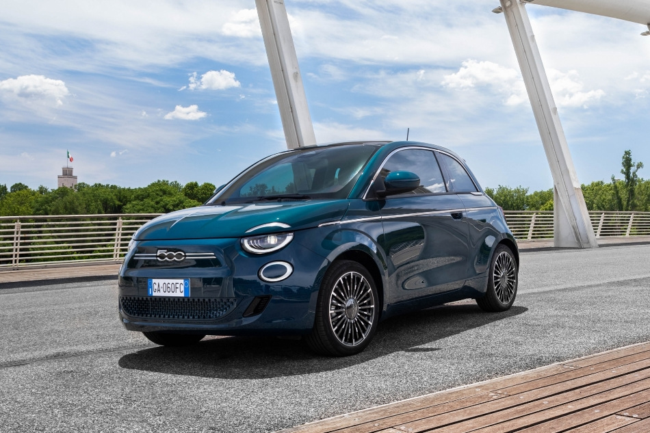 Revisión del Fiat 500e: elegante hatchback eléctrico