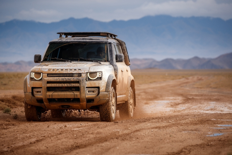 Revisión del gran y potente SUV Land Rover Defender 110