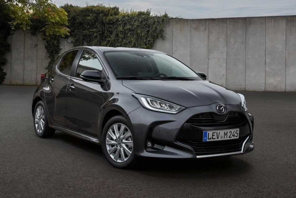 Mazda 2 Hybrid hatchback subcompacto